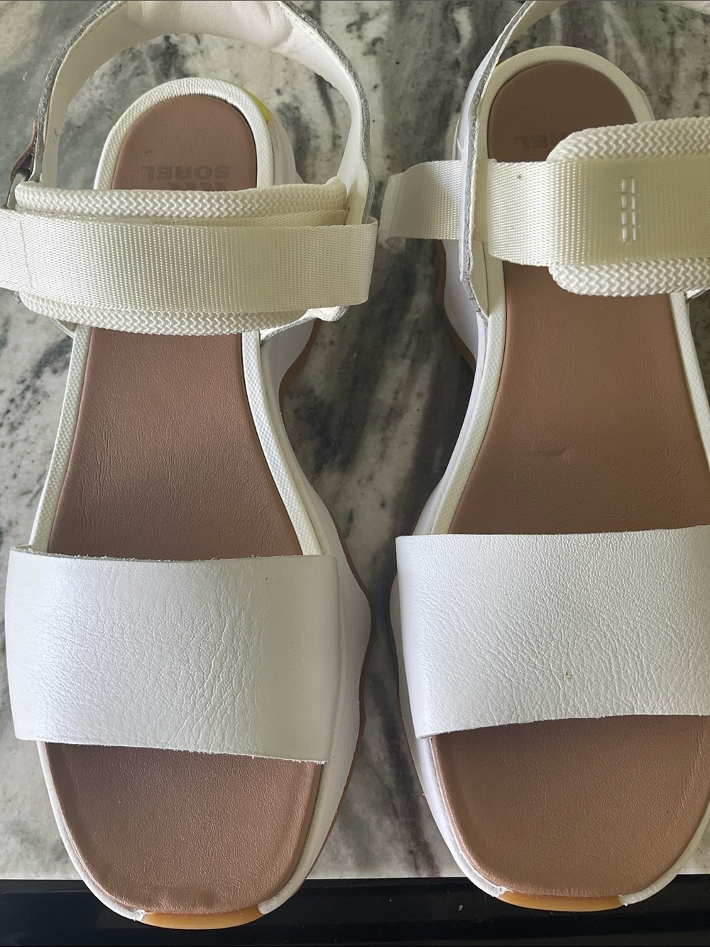 NWOT SOREL KINETIC White Platform Sandals with Yellow Heel Accent - Picture 5 of 7